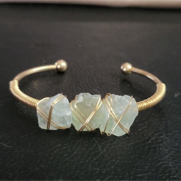 Fluorite crystal gold bangle bracelet - Picture 2 of 2